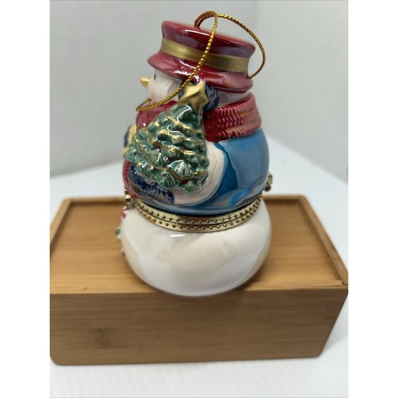 MR CHRISTMAS Hinged Music Box Snowman Rotating Ice-skaters Around Snowman Inside - Picture 2 of 7